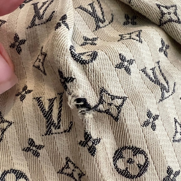 LOUIS VUITTON limited edition crossbody monogram Croisette cloth canvas bag. - Picture 12 of 17